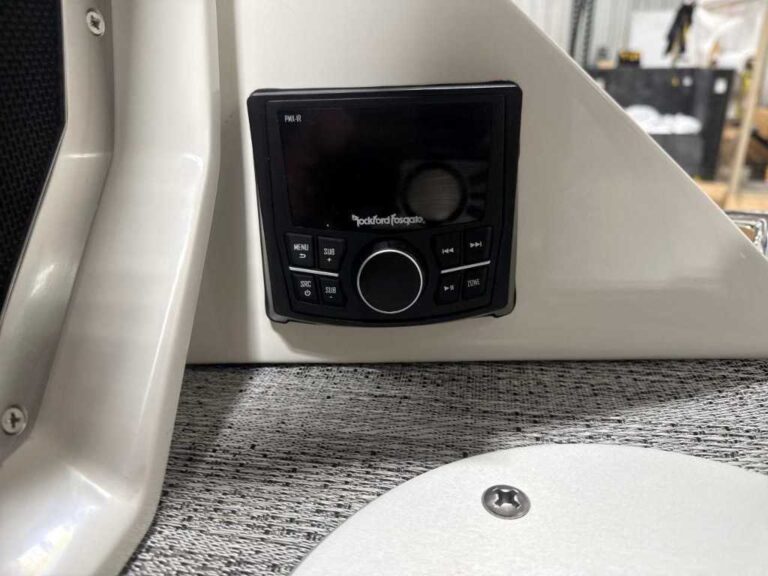 2026 Bennington 27RXFBWAT2 - Twin V8 - Joystick - NEW RX - NEW Windshield US-ETWS9280J526 [photo 3]